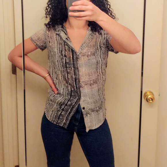 Semi sheer silk abstract button top - Picture 3 of 6